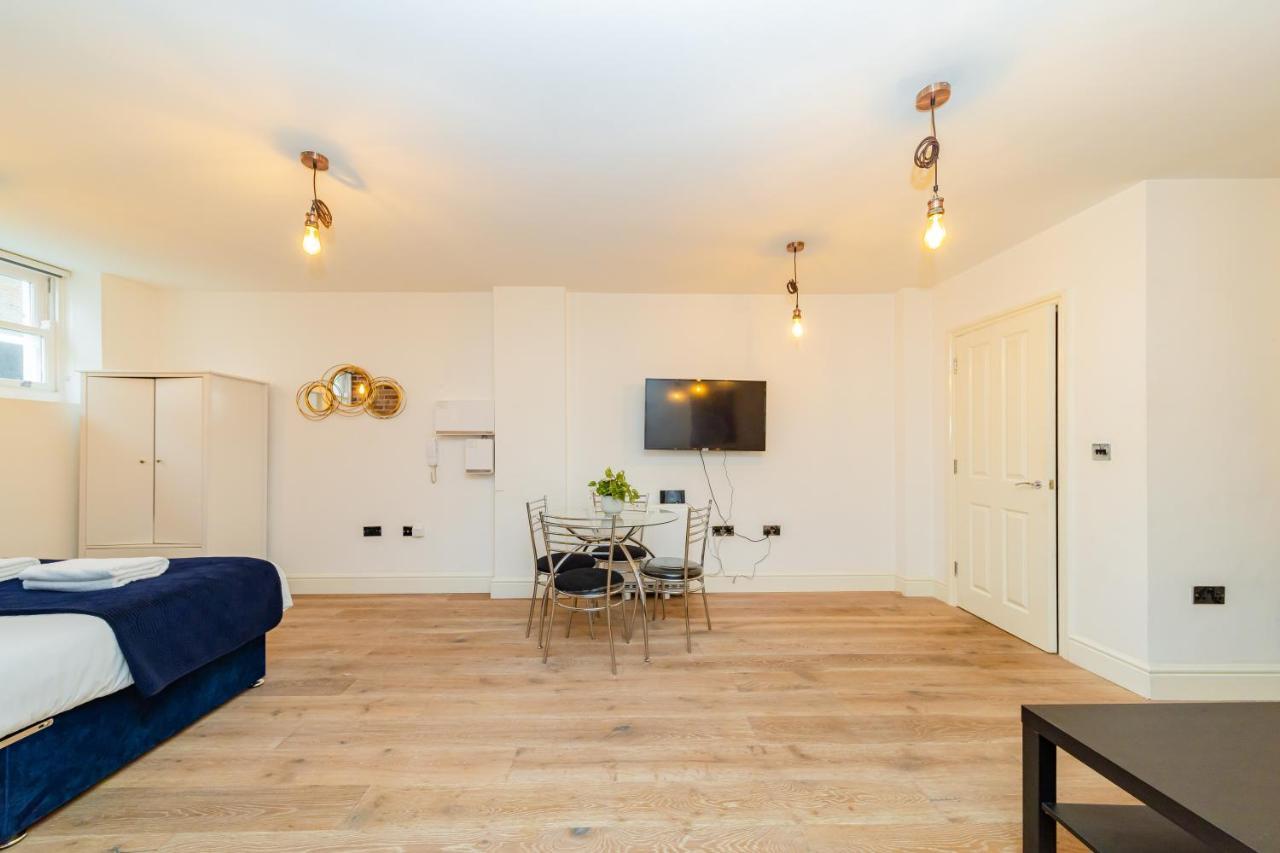 Flash Sale Centre Seafront 1 Bedroom Flat Bn115fsto02 Apartment
